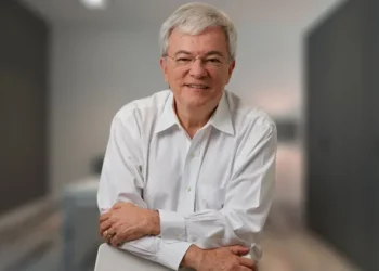 Conheça a história de Moacir Salzstein  – Corporate Governance Officer Natura