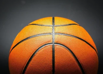 Basquete e transformação social: time de Minas Gerais protagoniza prevenção a dependência química