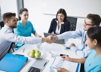 Reajuste nos planos de saúde empresariais exige revisão estratégica e abre espaço para novos modelos