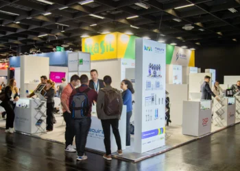 Indústria odontológica brasileira supera US$ 1 milhão em negócios na IDS 2025