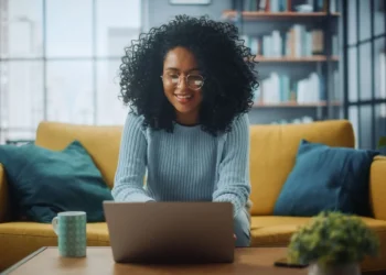 Bling lança plataforma Meu Negócio