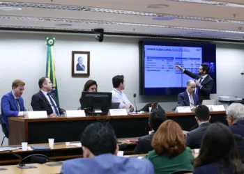 Estudo revela aumento da carga de até 80% com reforma tributária sobre a Renda