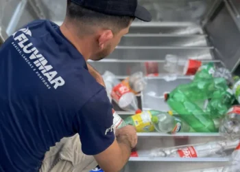 Garrafas PET viram sistema de flutuação em barcos com trabalho da Fluvimar