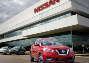 Reestruturação na Nissan pode atingir mais de 10 mil empregados, diz mídia japonesa