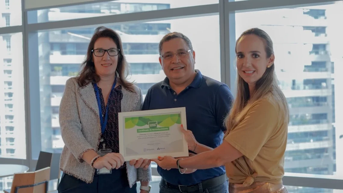 Alcoa e Simpress reflorestam 1.759 árvores e neutralizam 715 toneladas de CO2 com projeto de TI sustentável