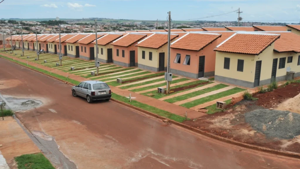 O mercado imobiliário brasileiro registrou um aumento de 15% nas vendas e lançamentos de imóveis no primeiro trimestre deste ano