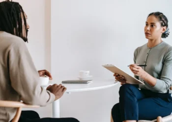 Plataforma de recrutamento ultrapassa 95 mil candidaturas geradas por inteligência artificial em três meses