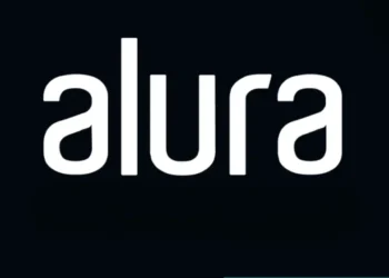 Gratuito: Alura e Google abrem 180 mil vagas para imersão em IA para quem quer acelerar a carreira