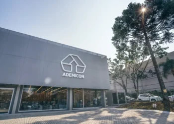 Ademicon ultrapassa R$ 13 bilhões em vendas nos primeiros quatro meses do ano