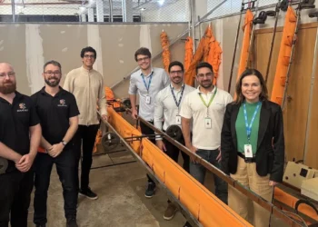 ENGIE Brasil Energia investe em robô autônomo para limpeza de painéis solares