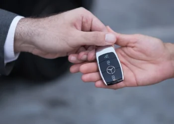 Empresas podem economizar até 40% com terceirização de frota, aponta X-Fleet