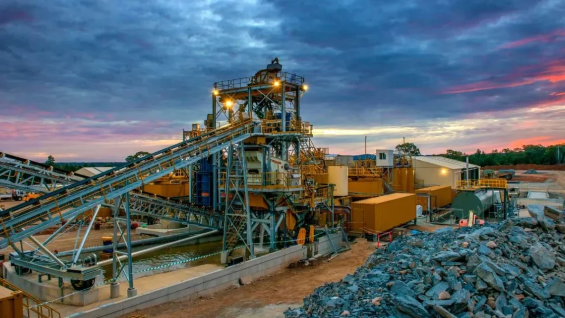 Aura Minerals Acerta Compra da Mineração Serra Grande da AngloGold Ashanti por US$ 76 Milhões e Royalty
