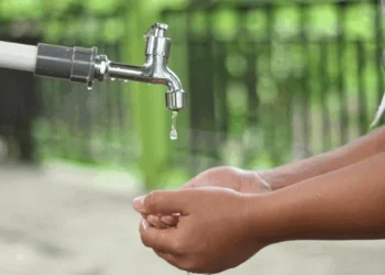 MP 1.303 taxa debêntures e compromete imediatamente os investimentos no saneamento