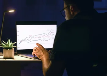 Como captar investimento em legaltechs no Brasil: especialistas compartilham estratégias para vencer o ceticismo do mercado jurídico