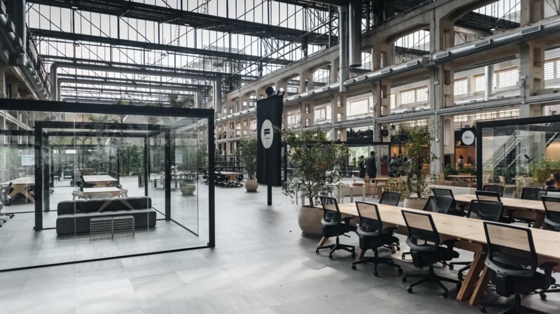 Edenred e BNP Paribas celebram cinco anos do hub de inovação La Fabrique com mais de 100 startups aceleradas