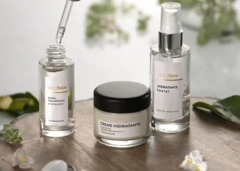 Embalagens de vidro ganham protagonismo no segmento de cosméticos de luxo e impulsionam estratégias de sustentabilidade