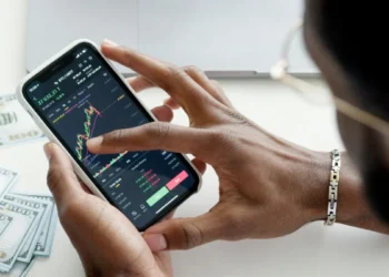 FIDCs movimentam R$ 659,1 bilhões em patrimônio líquido e superam fundo de ações