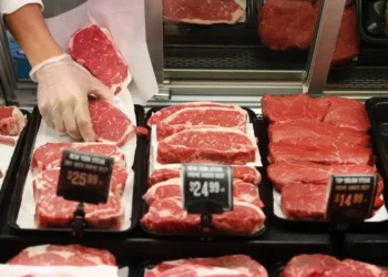 Carne dispara nos EUA e atinge máxima histórica