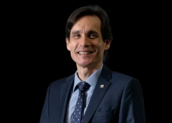 Humildade, escuta ativa e foco: os pilares de liderança de Cesar Watanabe, VP da GM China