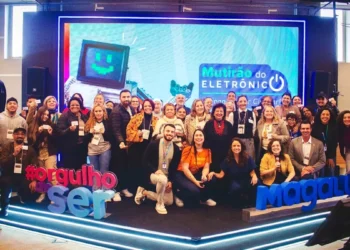 Movimento Circular e Magalu realizam parceria de Mutirão do Eletrônico em escolas públicas e particulares de São Paulo