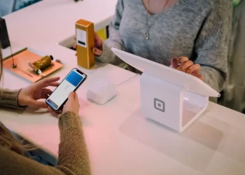 Fintech capixaba Paytime traz ao Brasil novo modelo de maquininha de cartão