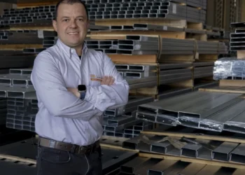 Espaço Smart segue expansão e inaugura novas lojas para impulsionar mercado de construção