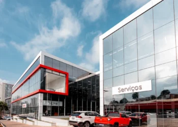 T-Line investe mais de R$ 10 milhões e inaugura maior concessionária Toyota do Brasil em São Paulo