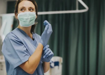 Startup Clicknurse amplia oportunidades de trabalho para enfermeiros