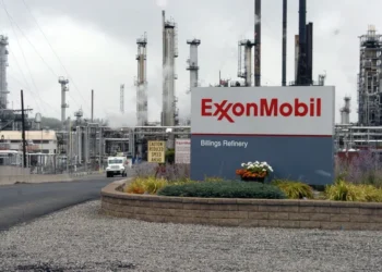 Exxon Mobil anuncia corte de 2 mil postos de trabalho em reestruturação global