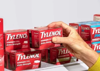 Donald Trump associa Tylenol a autismo e gera polêmica nos EUA