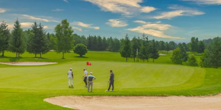 JOGANDO GOLFE E DESCOBRINDO AS PESSOAS!