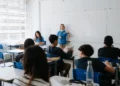 Parceria inédita leva estudantes de escolas públicas para intercâmbio na Inglaterra