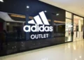 Adidas prevê um impacto de US$ 140 milhões no lucro operacional devido às tarifas