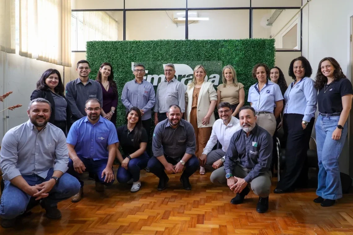 Equipe da Laborsan Agro e parceiros
Laborsan Agro