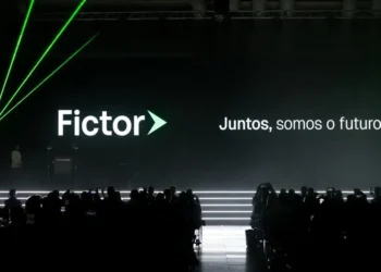 Fictor confirma suspensão da compra do Banco Master após liquidação decretada pelo BC