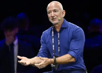 Jeff Bezos será co-CEO de startup de IA