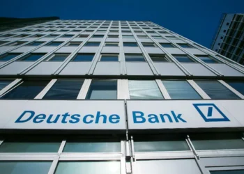 Deutsche Bank projeta S&P 500 em 8.000 pontos até o fim de 2026