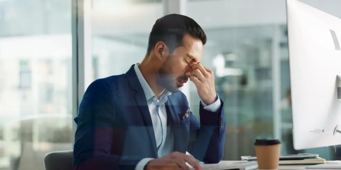 Disfunções tecnológicas prejudicam receita de dois em cada cinco negócios globais. IA surge como solução estratégica