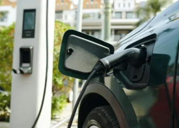 Startup E-Forth quer evitar desvalorização dos carros elétricos usados