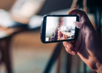 Vetto AI procura vídeos reais gravados à distância e vai premiar três criadores com R$1.000