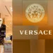 Capri Holdings conclui venda da Versace para o Prada Group por US$ 1,375 bilhão