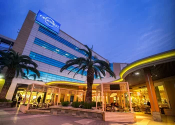 Cencosud investirá USD 600 milhões em 2026 para fortalecer seu ecossistema retail 