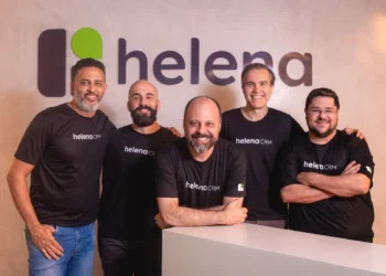 HelenaCRM lança “Supervisor de IA” para coordenar múltiplos agentes no WhatsApp