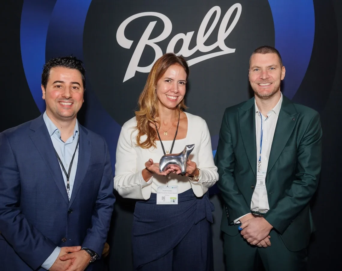 Israel Abad, Diretor de Sustentabilidade Comercial da Alcoa; Paula Schreiber, Diretora de Compras da Unilever; Predrag Ozmo, Diretor de Sustentabilidade da Ball Corporation
Divulgação