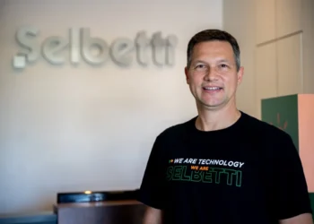 Selbetti cria novas unidades de negócios com foco em IA
