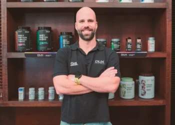 Empresa de suplementos cresce e une lucro a impacto