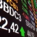 Ibovespa hoje: Vale cai 2% e bolsa oscila no pós-Carnaval