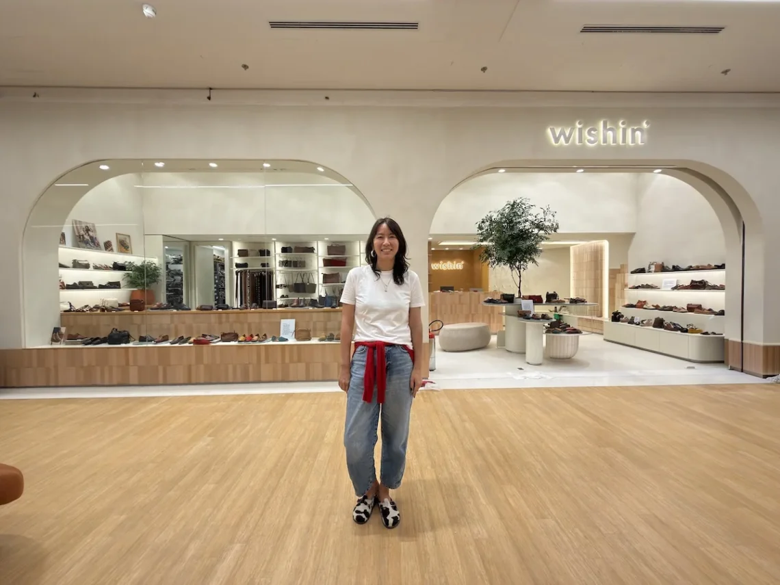 Anna Shin, CEO e co-founder da Wishin, na nova loja no Morumbi Shopping
/ Divulgação