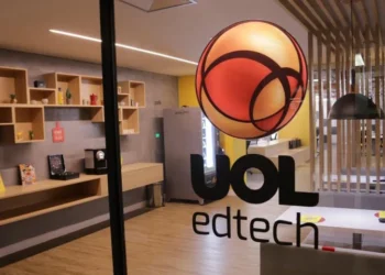 UOL EdTech unifica plataforma de desempenho de aprendizagem em nova fase estratégica