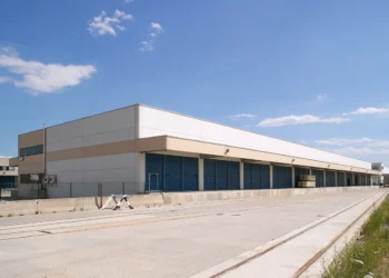 Mercado logístico da América Latina demonstra resiliência em 2025, aponta Cushman & Wakefield
